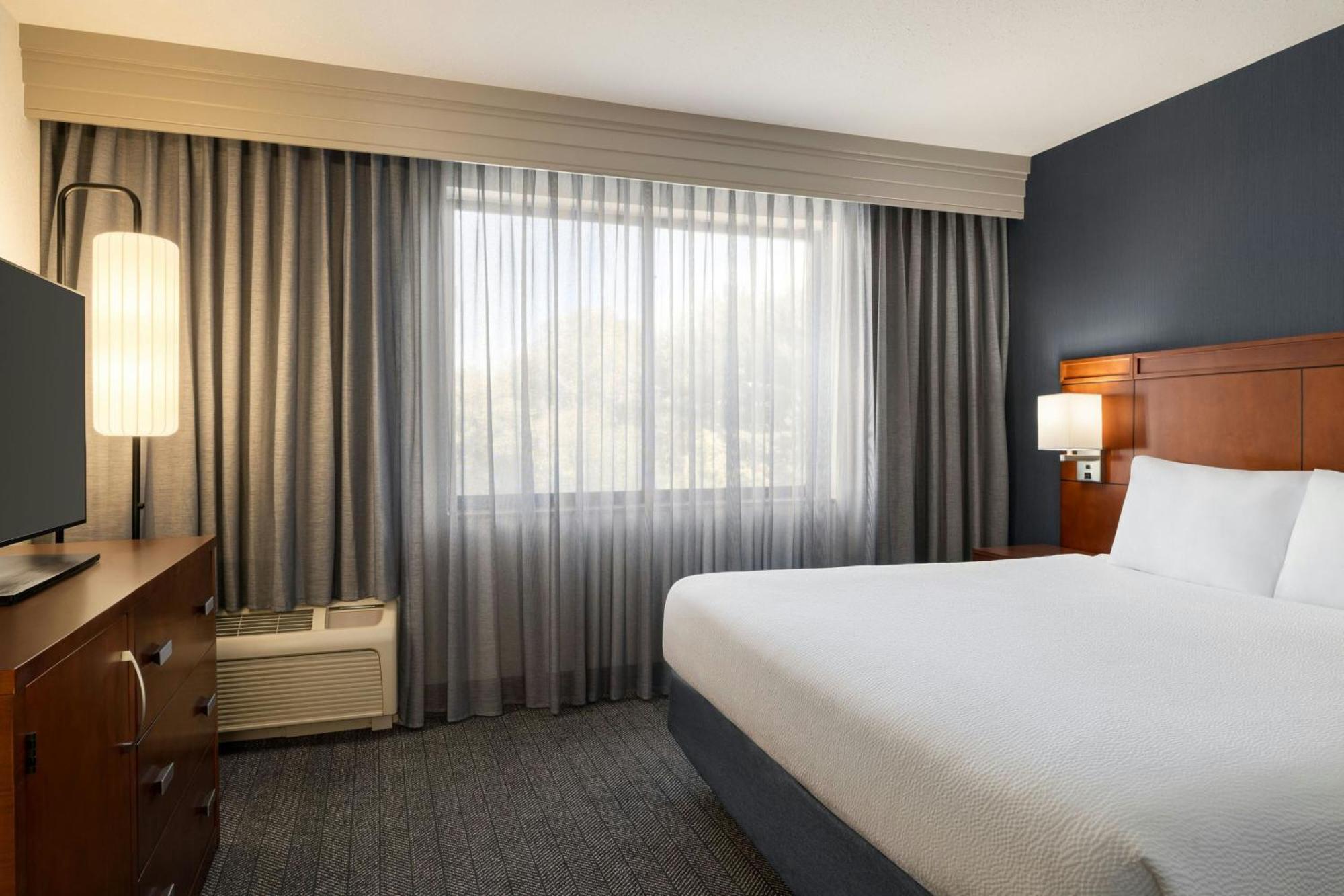 Courtyard Mt. Holly Westampton Hotel Luaran gambar