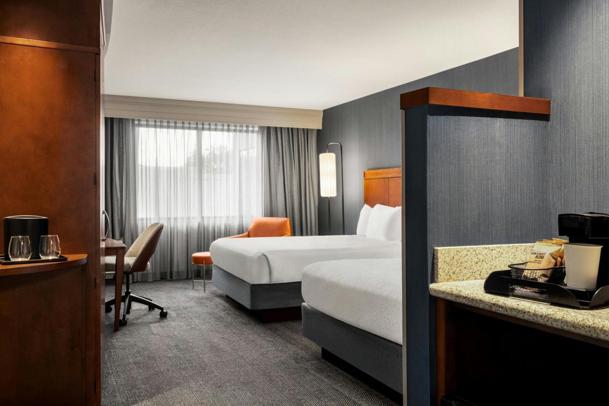 Courtyard Mt. Holly Westampton Hotel Luaran gambar